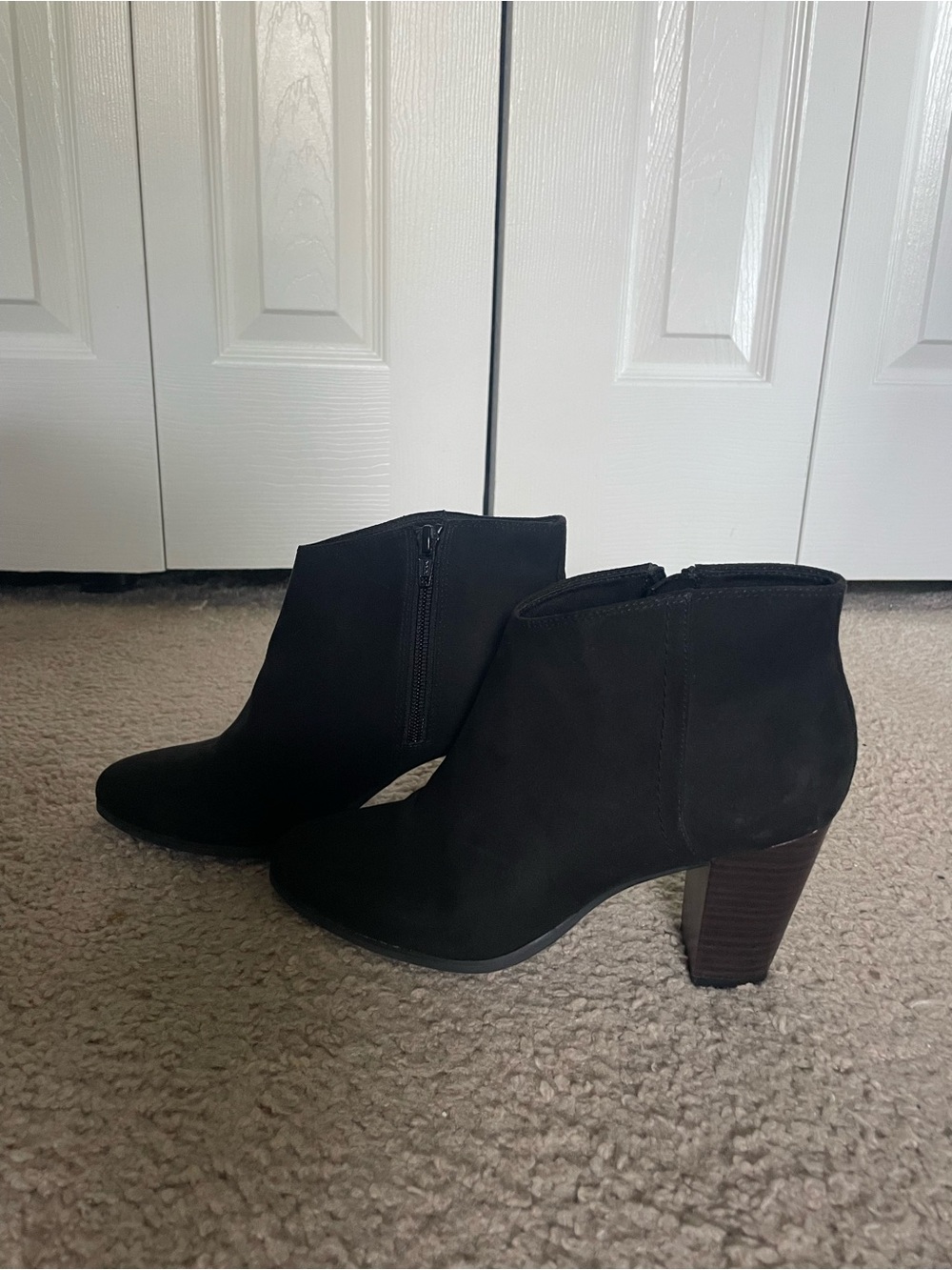Old Navy Black Suede Ankle Booties with Stacked Heel